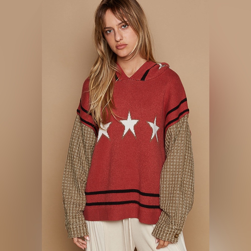 #120 New 🔥 POL oversized sweater with textured twill sleeve.